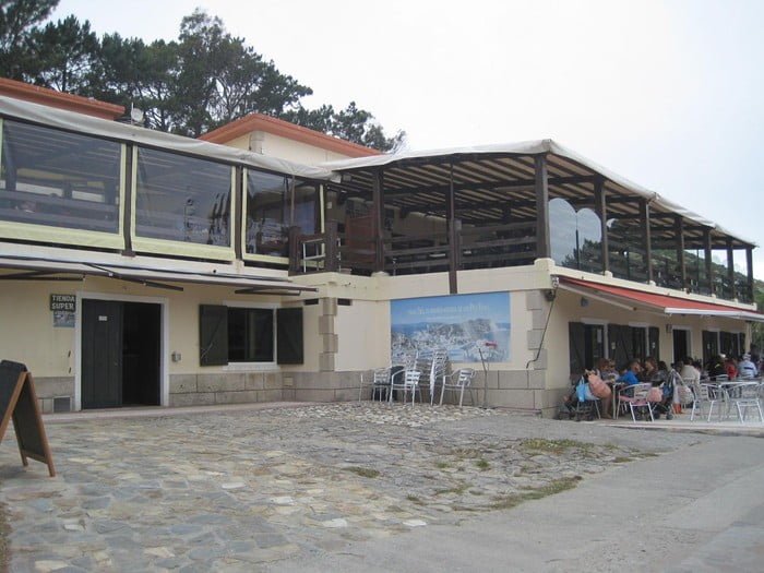 Islas Cíes: Descubre el Paraíso Natural desde Baiona en esta Guía Actualizada para el 2025 15 Restaurante del Camping Islas Cíes
