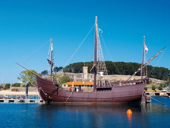 Carabela La Pinta en Baiona - Descubre la Emocionante Aventura: Horarios, Precios y Más 3 Carabela la Pinta Baiona
