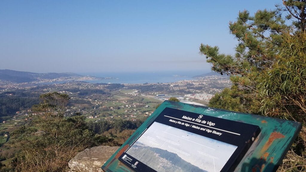 Mirador Monte Castelo en Nigrán: Descubre su Encanto Histórico, Leyendas y Experiencia de Visita 2 Mirador Monte Castelo