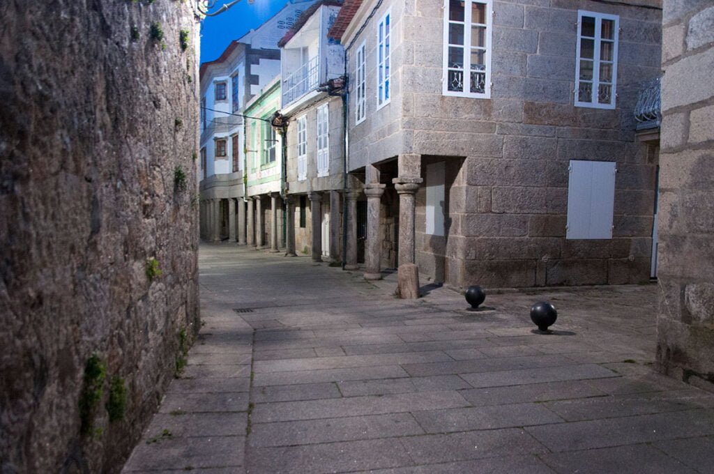 Descubre el Encanto del Casco antiguo de Baiona: Un Viaje a Través de la Historia y la Gastronomía Gallega 5 casco antiguo Baiona