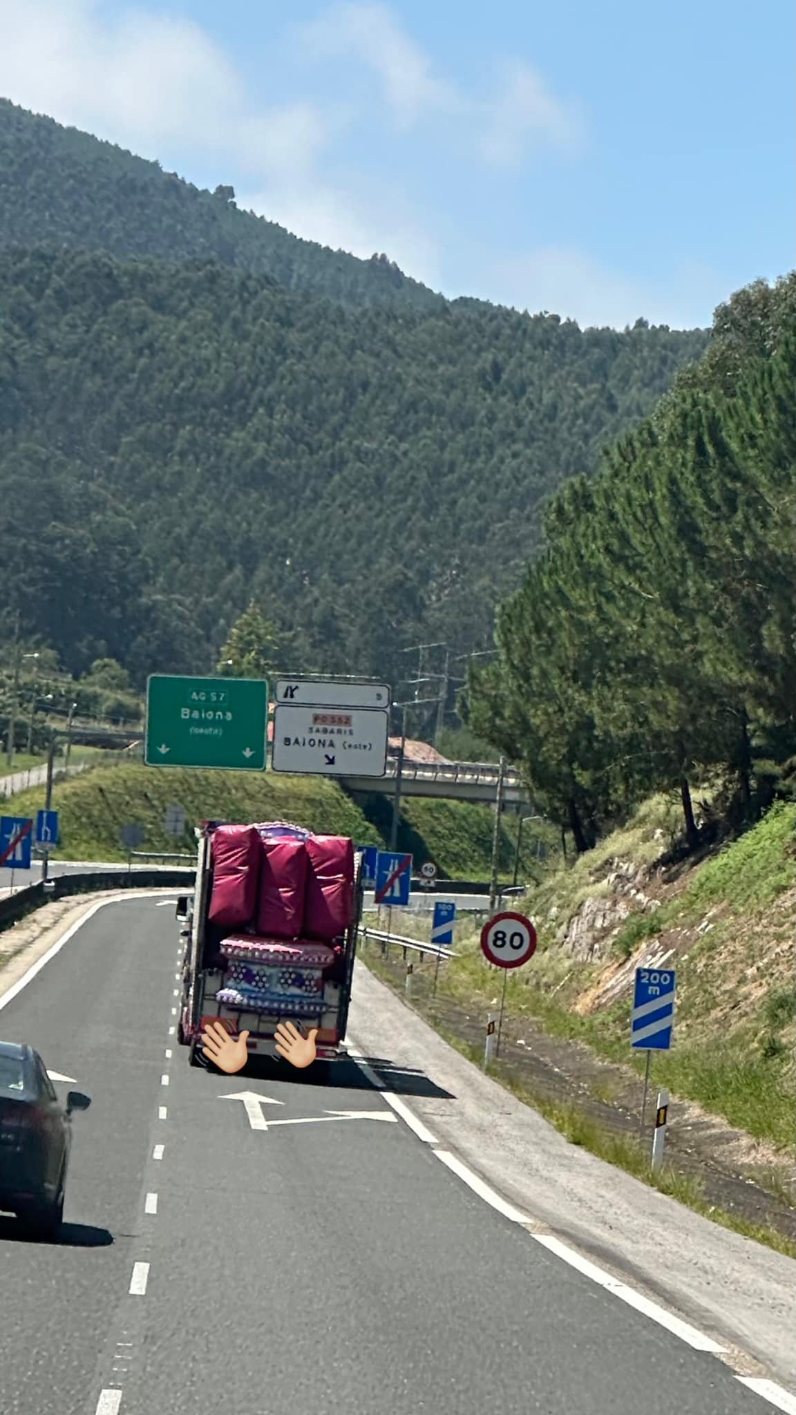 Los Vecinos de Baiona Estallan contra el Gobierno de Baiona por Quedarse sin Atracciones en las Fiestas de la Anunciada 2024