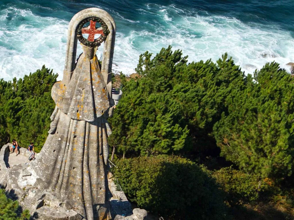 Que ver en Baiona y alrededores en 3 días: Guía 2025 actualizada 3 La Virgen de la Roca