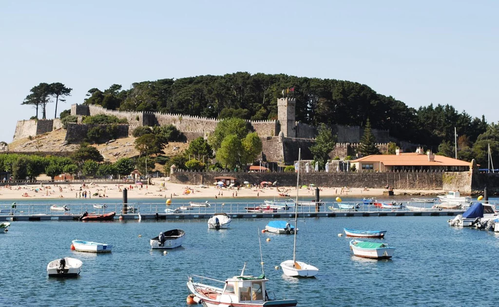 Que ver en Baiona y alrededores en 3 días: Guía 2025 actualizada 2 Castillo de Monterreal Baiona