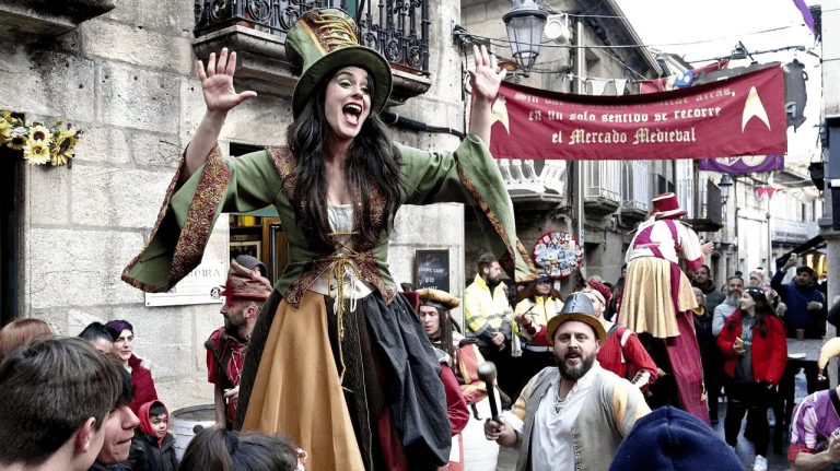 Fiesta Arribada Baiona 2025: 7 Consejos para Disfrutarla al Máximo 2 Fiesta de la Arribada Baiona 2025