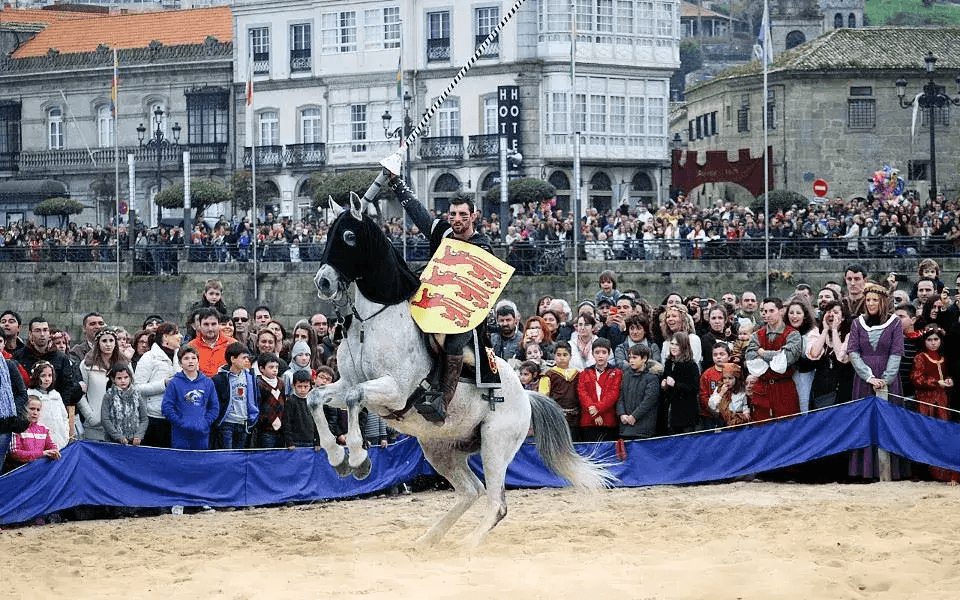 Fiesta Arribada Baiona 2025: 7 Consejos para Disfrutarla al Máximo 7 ARRIBADA BAIONA